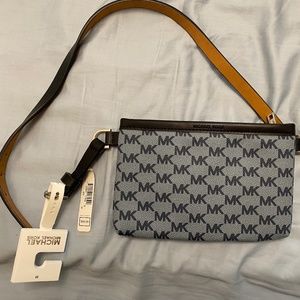 Michael Kors belt bag NWT